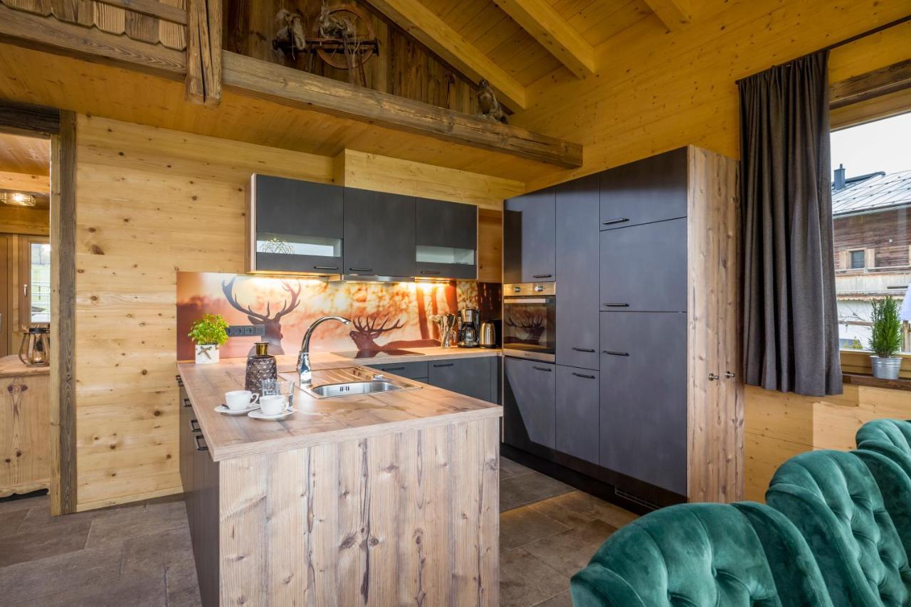 Narzenhof Wellness Chalets, Familien & Luxus Apartments Am Bauernhof St. Johann in Tirol Eksteriør billede
